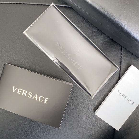 Authentic Versace women’s sunglasses - Picture 5 of 12